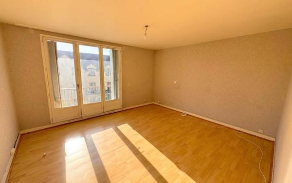 Appartement à vendre    2 pièces •  Drancy