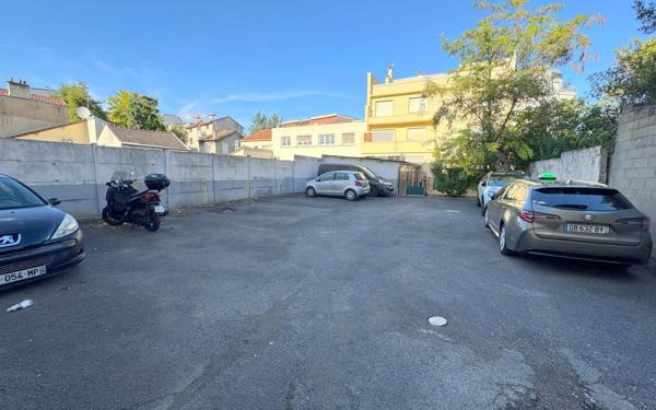 Appartement à vendre    2 pièces •  Drancy