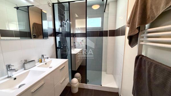 Maison Le Teich 2 logements T4 - auncun travaux à prévoir