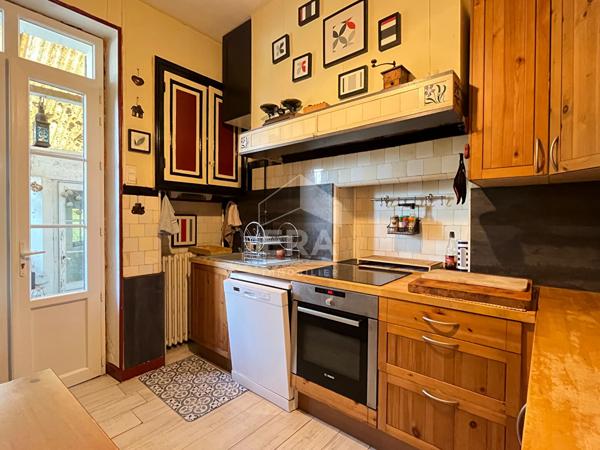 A vendre - Maison de ville à Perigueux avec garage  (Type 4)