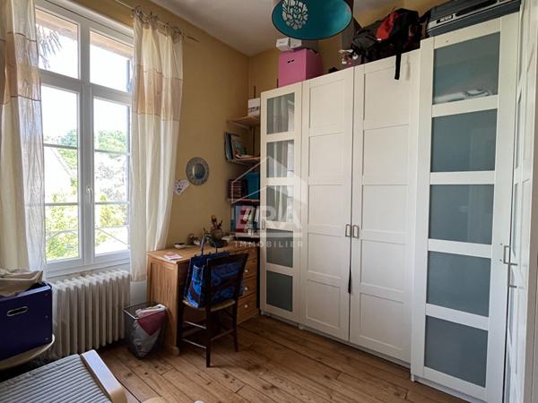 A vendre - Maison de ville à Perigueux avec garage  (Type 4)