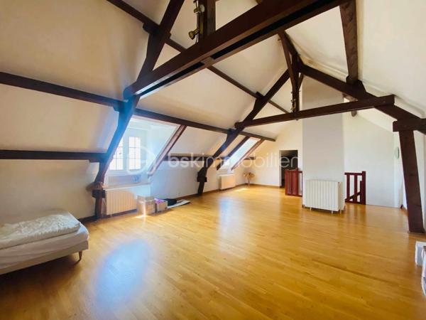 Maison en pierre de 310 m²