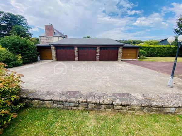 Maison en pierre de 310 m²