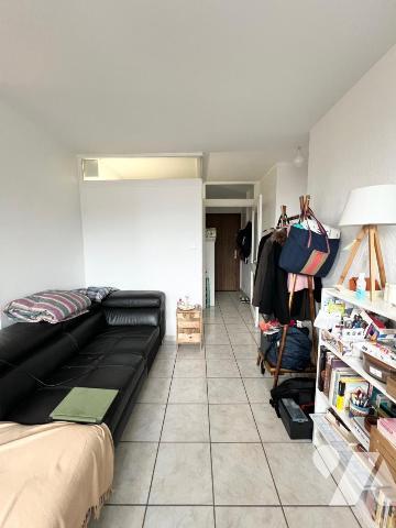 MEYLAN : Rue des Lilas