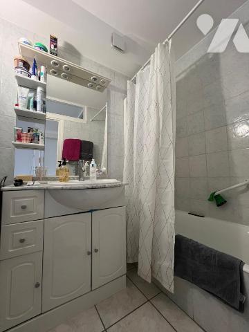 MEYLAN : Rue des Lilas