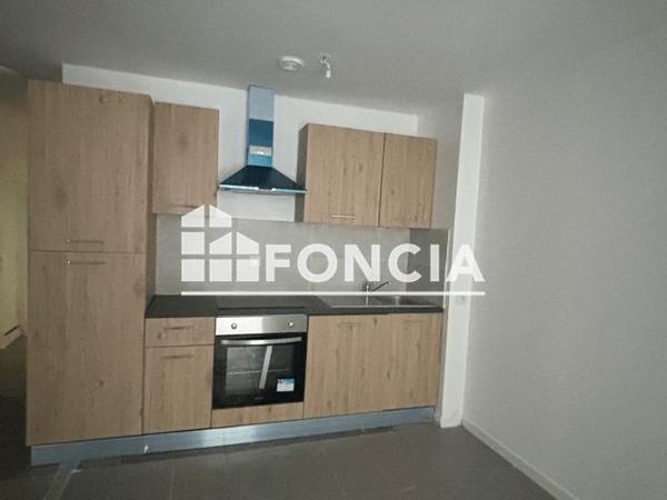 Location Appartement 2 pièces 46.41 m² - 44 RUE ST PIERRE Marseille 05 13005