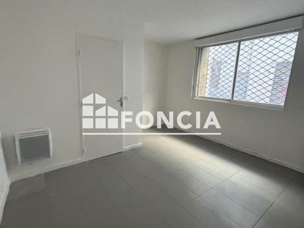 Location Appartement 2 pièces 46.41 m² - 44 RUE ST PIERRE Marseille 05 13005