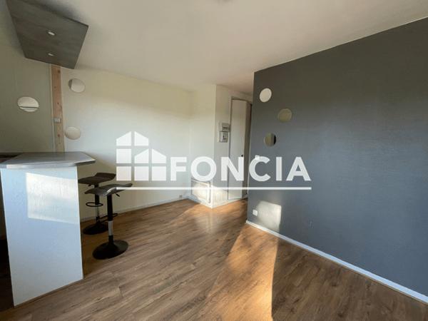 Location Studio 21.26 m² - 30 RUE MONTAURY Nimes 30900