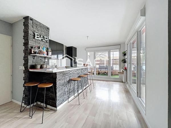 Grand 4 pièces familiale avec terrasse et parking