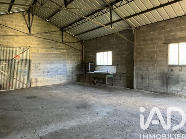 Parking à vendre 134 m² Saint-Sornin