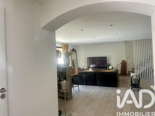 Maison à vendre 6 pièces 171 m² Andrézieux-Bouthéon
