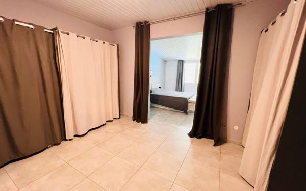 Maison à vendre    4 pièces •  Remire-Montjoly