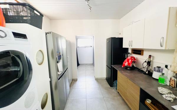 Maison à vendre    4 pièces •  Remire-Montjoly