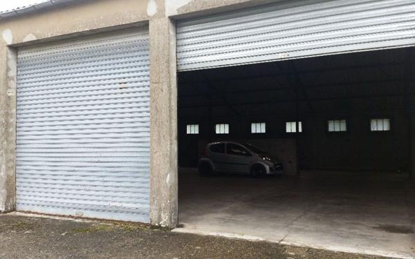 Stationnement à louer    Orthez