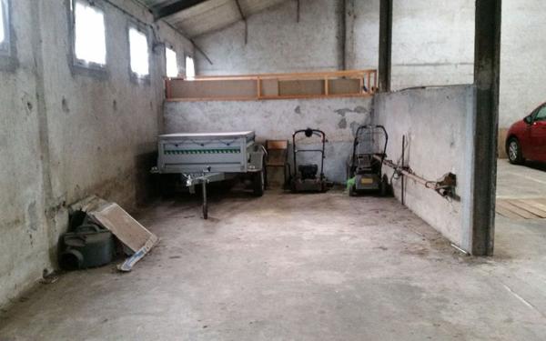 Stationnement à louer    Orthez