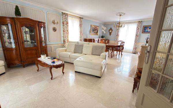 Maison à vendre    7 pièces •  Péronne