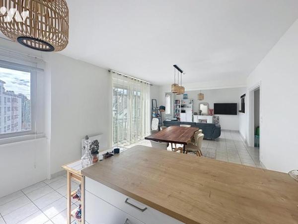 Lorient - Appartement T4 - CENTRE