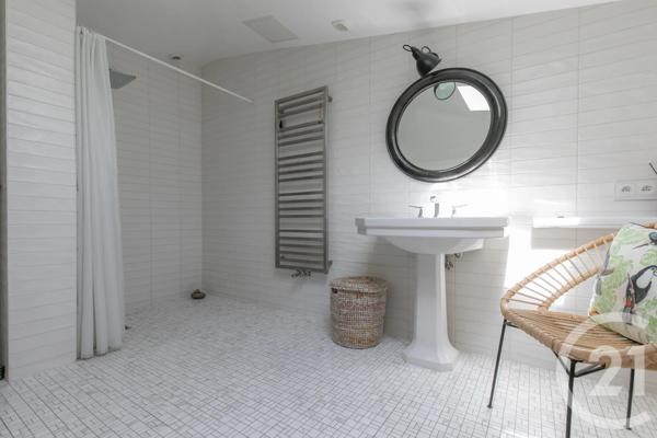 Maison à vendre  7 pièces - 259,03 m 2   LA VARENNE ST HILAIRE  - 94