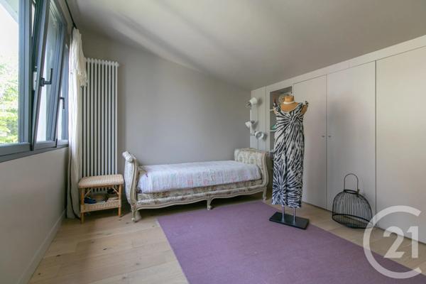 Maison à vendre  7 pièces - 259,03 m 2   LA VARENNE ST HILAIRE  - 94