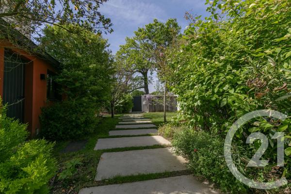 Maison à vendre  7 pièces - 259,03 m 2   LA VARENNE ST HILAIRE  - 94