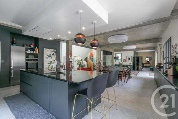 Maison à vendre  7 pièces - 259,03 m 2   LA VARENNE ST HILAIRE  - 94