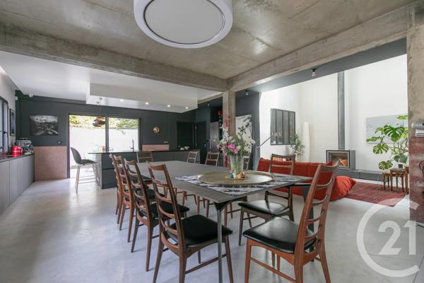 Maison à vendre  7 pièces - 259,03 m 2   LA VARENNE ST HILAIRE  - 94