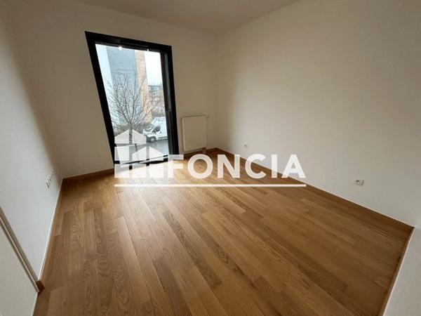 Location Appartement 3 pièces 81.89 m² - 9 AVENUE GI LAPERRINE Caen 14000