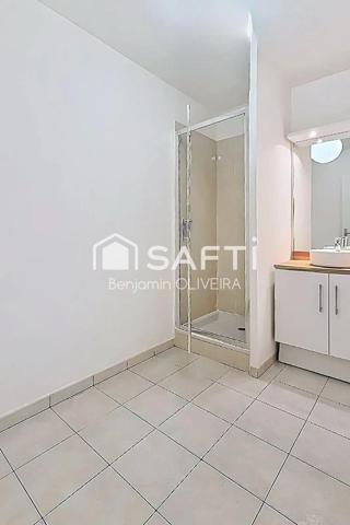 Appartement T2 pièces avec terrasse  – Marseille