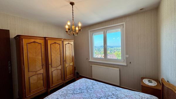 Maison 5 pièce(s) 3 chambre(s) 120 m²