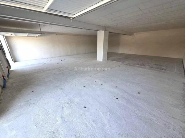 Location Local commercial 1 pièces 124 m2 à Draguignan