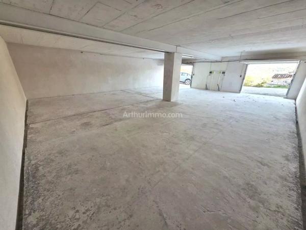 Location Local commercial 1 pièces 124 m2 à Draguignan