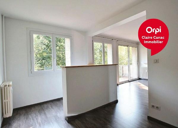 Appartement à louer    3 pièces • 71,93 m2 Castres
