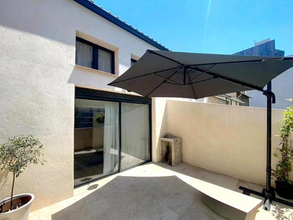 Maison de ville rénovée avec prestations haut de gamme – 118 m²