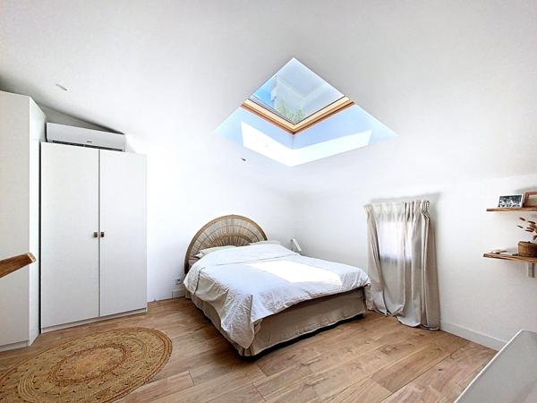 Maison de ville rénovée avec prestations haut de gamme – 118 m²