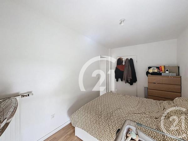 Appartement F4 à vendre  4 pièces - 84,05 m 2   VILLIERS LE BEL  - 95