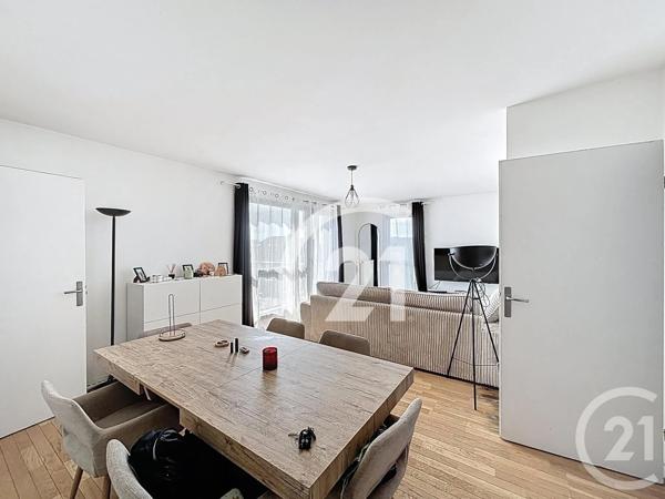 Appartement F4 à vendre  4 pièces - 84,05 m 2   VILLIERS LE BEL  - 95