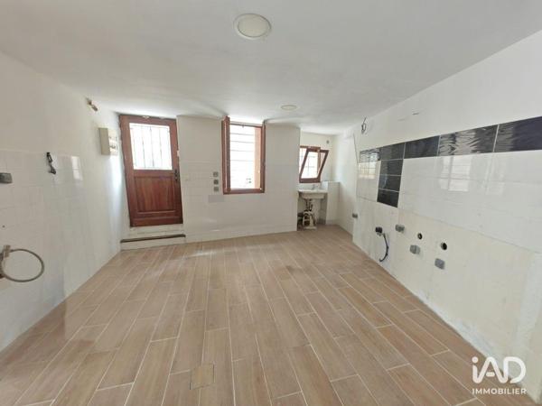 Location boutique/local commercial 52 m² Le Bousquet-d'Orb