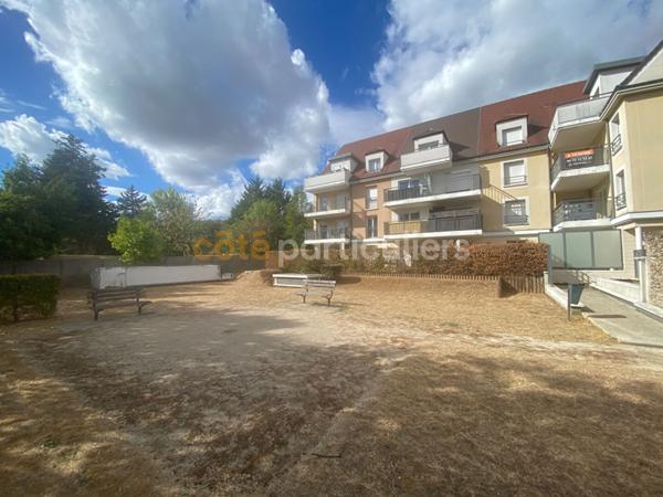 Vente
                Appartement32 m² - 1 Pièce -
                    MONTLHERY (91310)