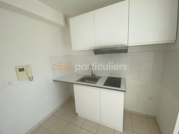 Vente
                Appartement32 m² - 1 Pièce -
                    MONTLHERY (91310)