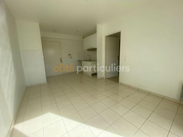 Vente
                Appartement32 m² - 1 Pièce -
                    MONTLHERY (91310)