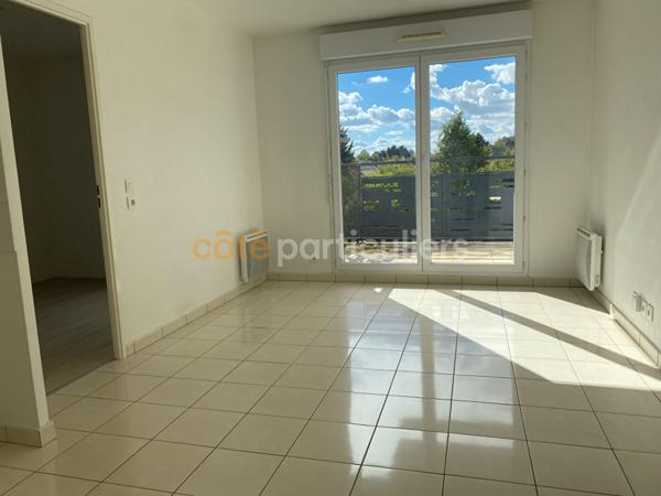 Vente
                Appartement32 m² - 1 Pièce -
                    MONTLHERY (91310)