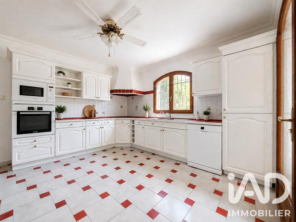 Maison à vendre 6 pièces 195 m² Fos-sur-Mer