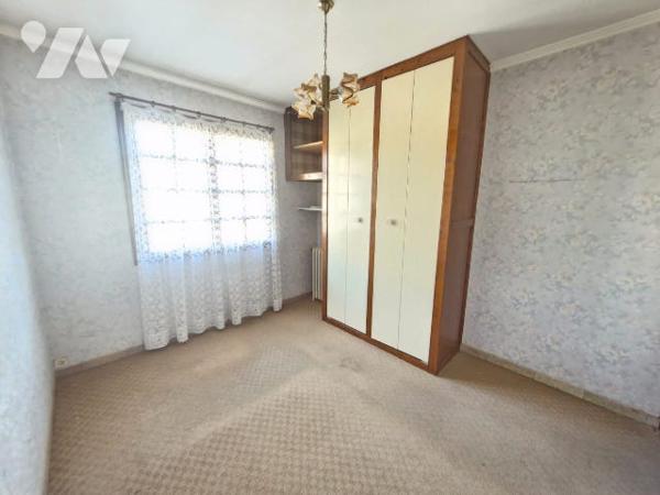 A VENDRE - ORLEANS Maison charmante en briques de 137 m² sur un terrain d'environ 1330 m²