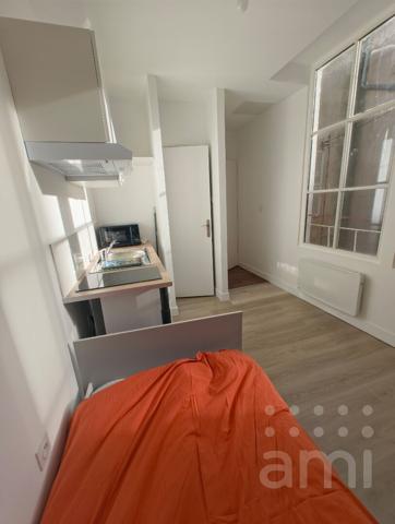 STUDIO MEUBLE - CENTRE VILLE DE POITIERS