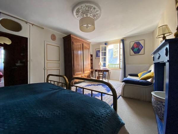 A VENDRE ! Maison d'Exception à Dinan, avec un jardin unique dans le Jerzual