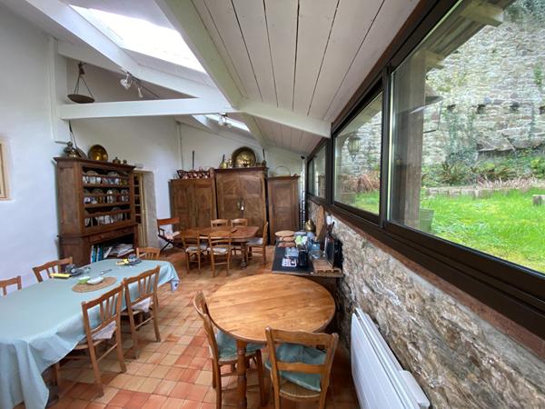 A VENDRE ! Maison d'Exception à Dinan, avec un jardin unique dans le Jerzual