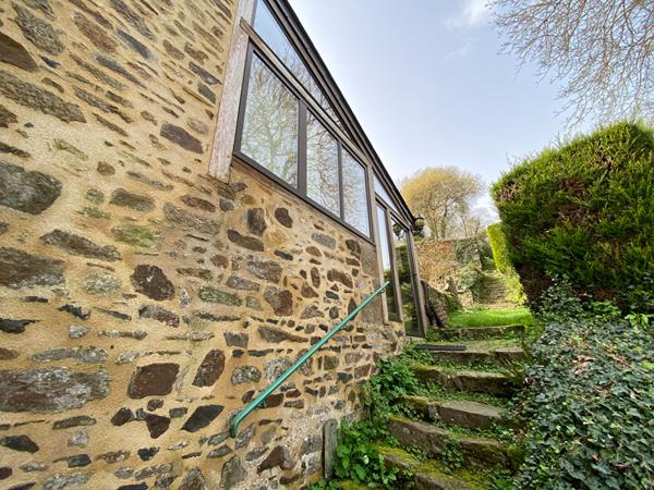 A VENDRE ! Maison d'Exception à Dinan, avec un jardin unique dans le Jerzual