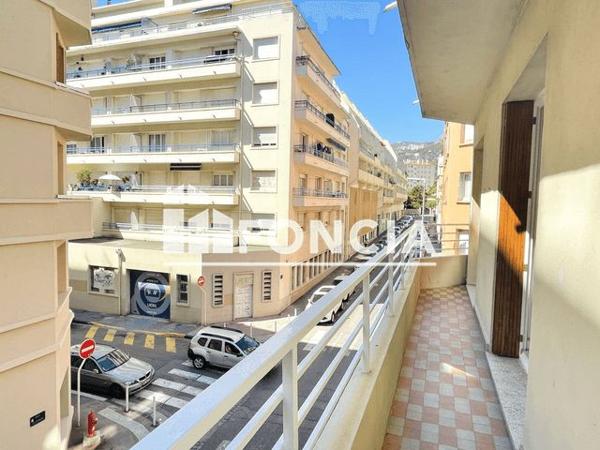 Location Appartement 3 pièces 58.84 m² - 10 RUE DANTON Toulon 83000