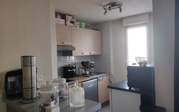 Appartement à vendre    3 pièces • 64,74 m2 Vénissieux