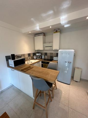 Appartement Hyeres 2 pièce(s) 50.49 m2